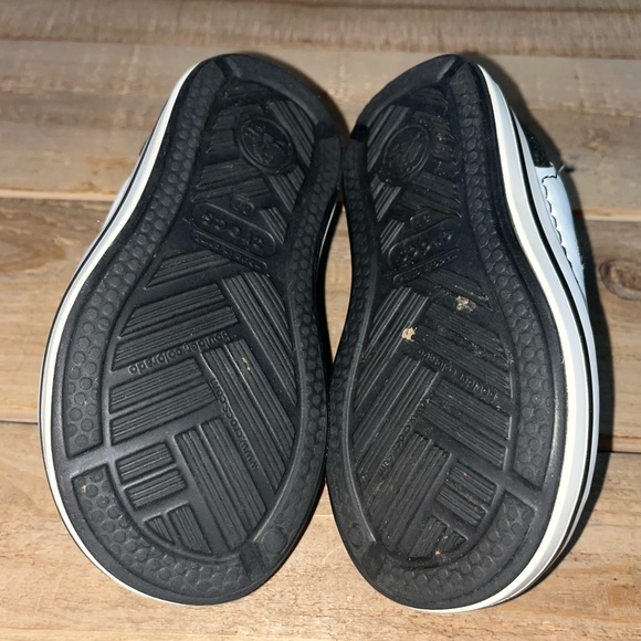 Crocs Kids Sneakers - Picture 7 of 9